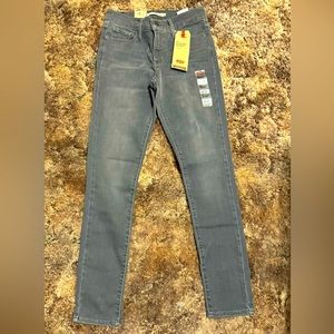 Levi’s 311 Shaping Skinny Jeans